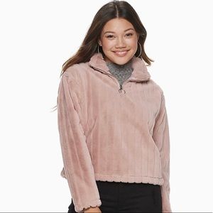 Faux fur Fuzzy pink semi-cropped coat